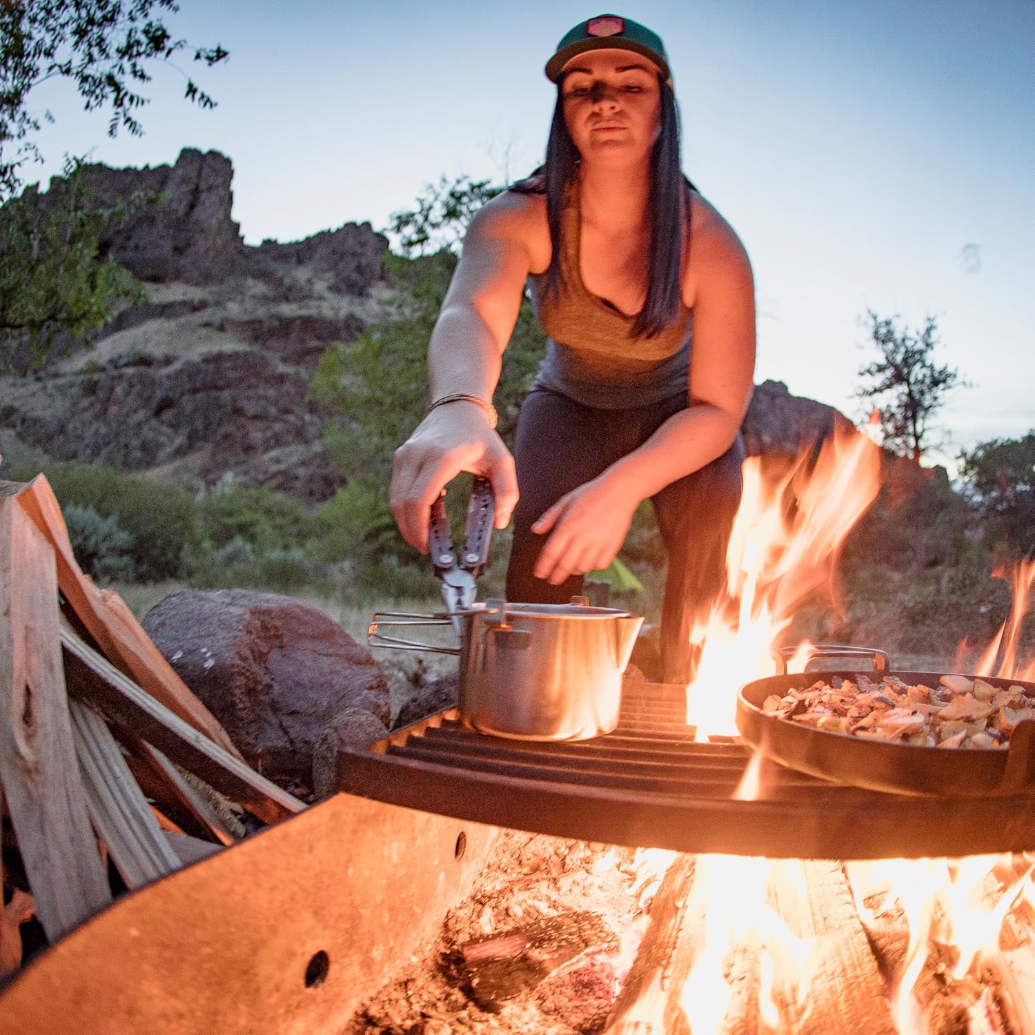 17-in-1 Multi-Tool with Pocket Knife & Needle-Nose Pliers